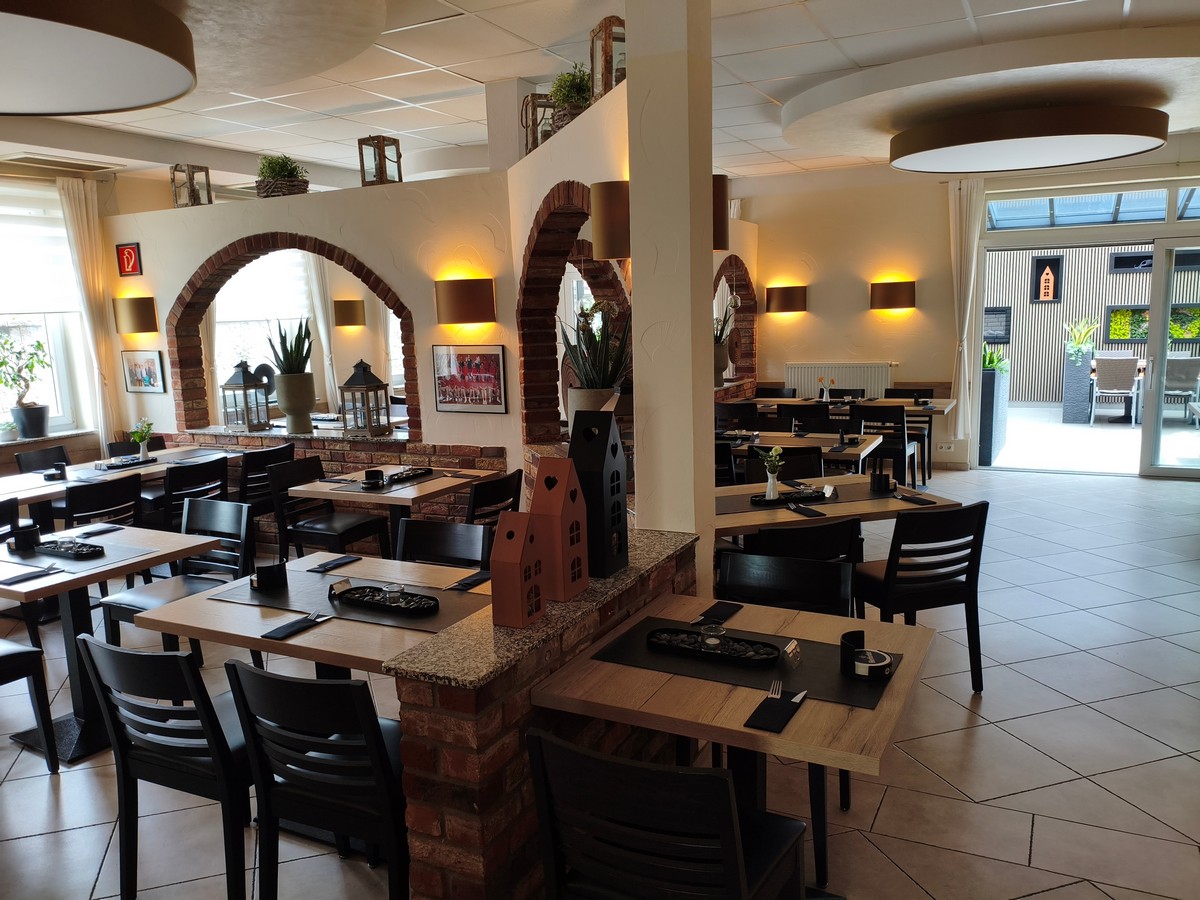 Gemütlicher Gastraum im Ristorante Rondinella Löhne